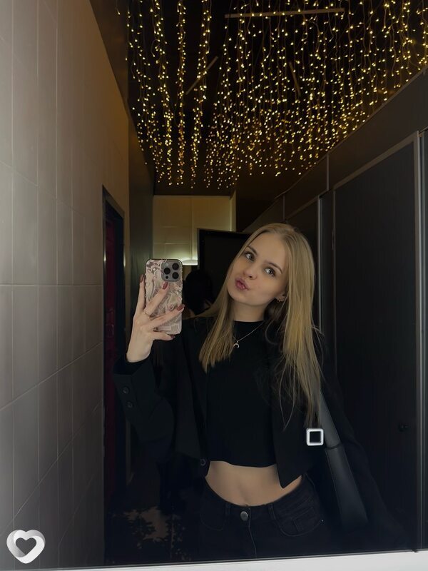 Екатерина, 21, Петропавловске-Камчатском — анкета №2215113