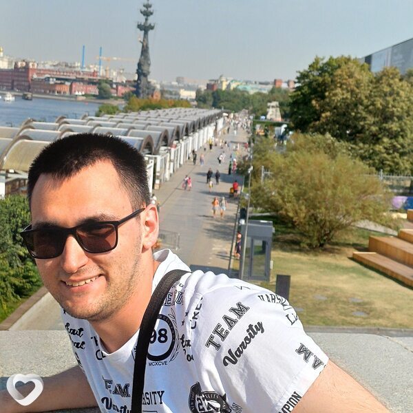 Руслан, 27, Екатеринбурге — анкета №2215337