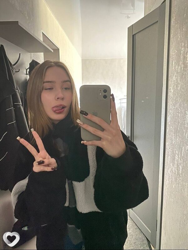 Алина, 25, Москве — анкета №2215211