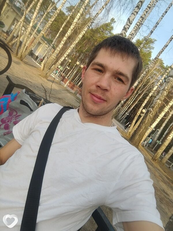 Григорий, 33, Северске — анкета №2215438