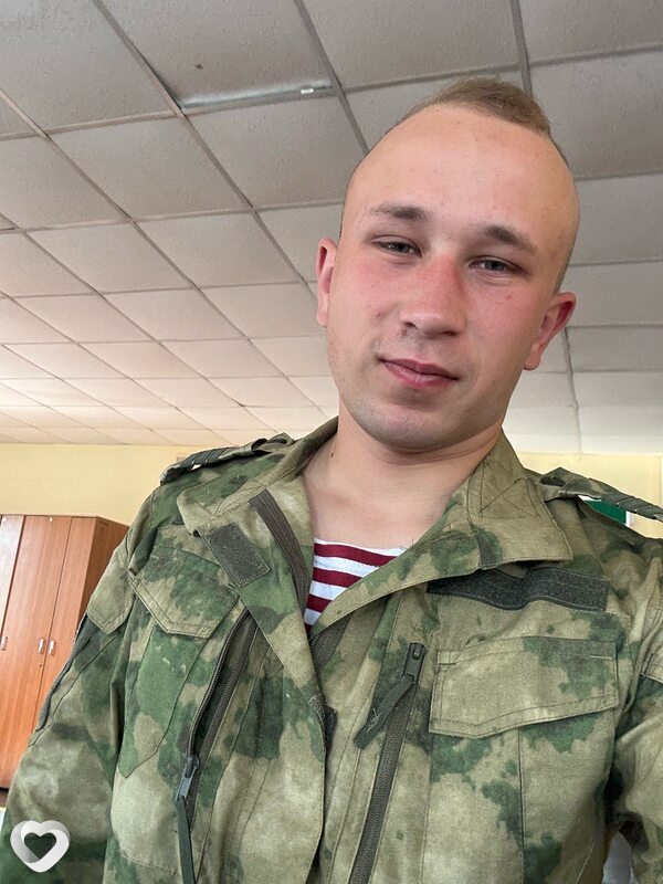 Данила, 24, Москве — анкета №2215275
