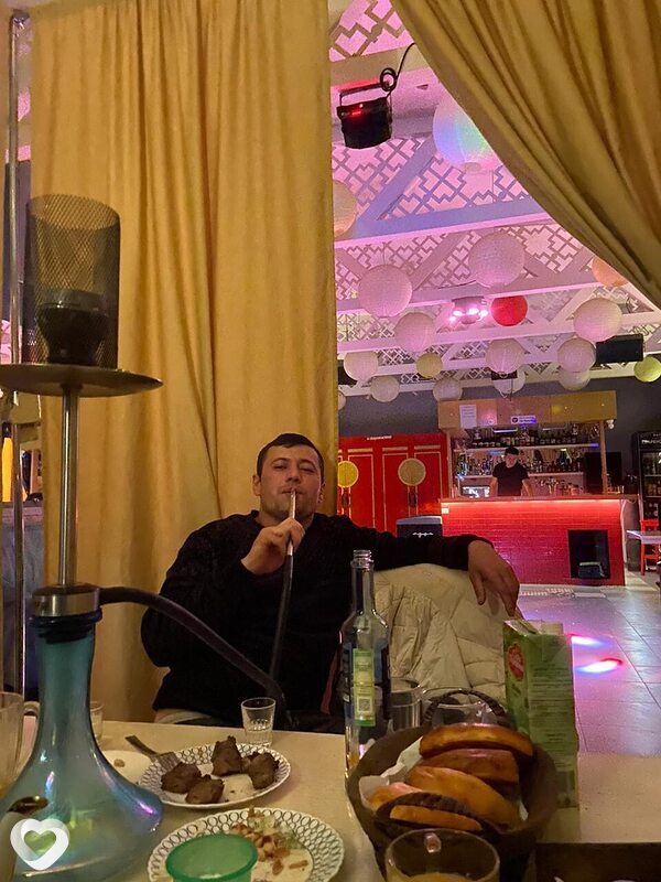Рустам, 23, Новом Уренгое — анкета №2215635