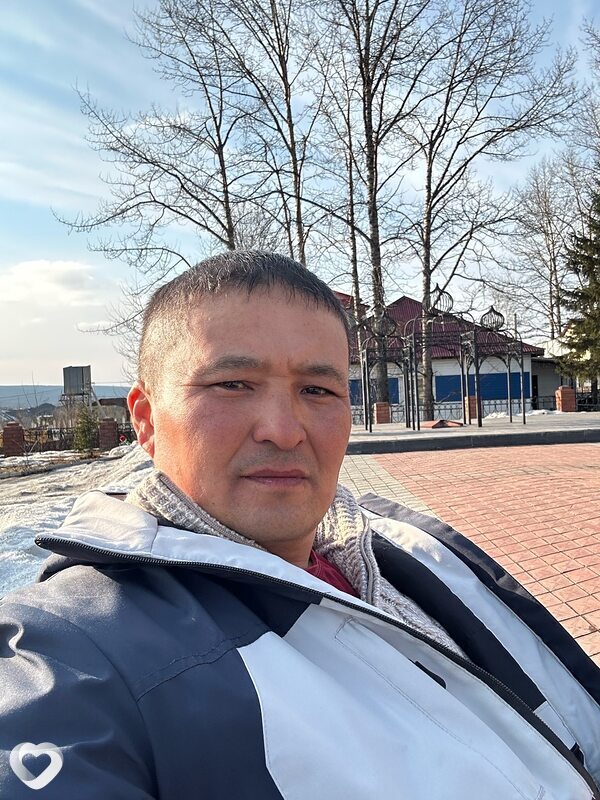 Бисембай, Омск