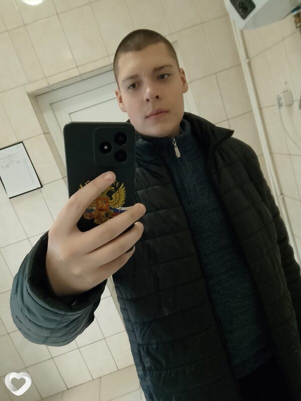 Ярик, 19, Новоалтайске — анкета №2216285