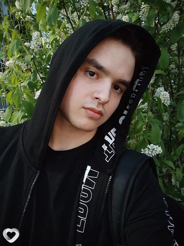 Александр, 22, Новосибирске — анкета №2216447