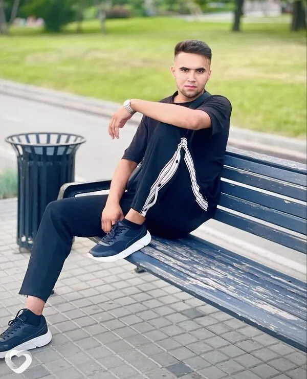 Фаридун, 25, Барнауле — анкета №2216560