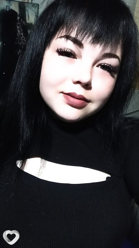 Алена, 22, Барнауле — анкета №2216525