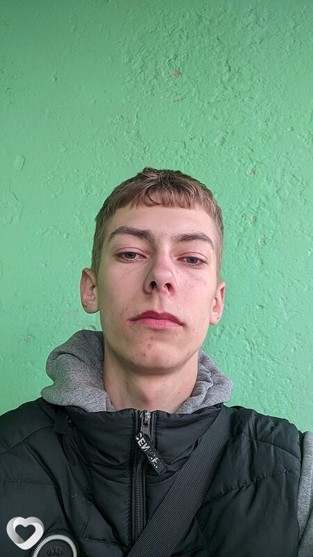 Никита, 19, Светлогорске — анкета №2216432