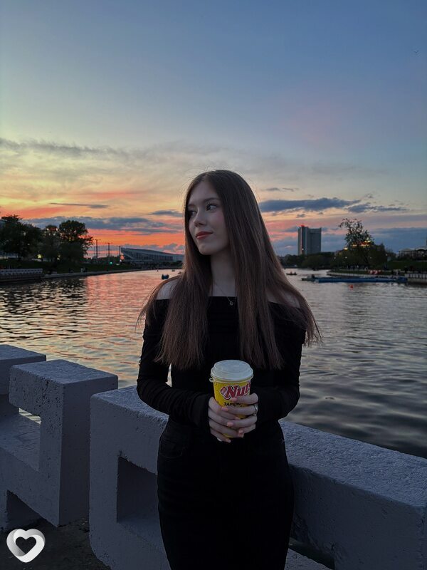 Алеся, 20, Минске — анкета №2216966
