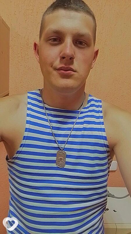 Денис, 24, Барановичах — анкета №2217449