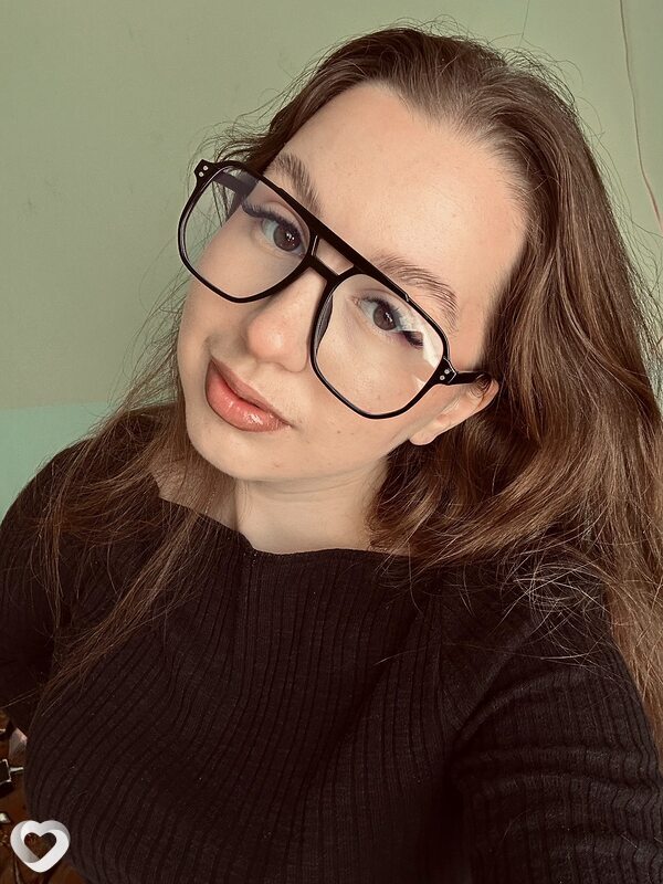 Настя, 22, Гомеле — анкета №2218498