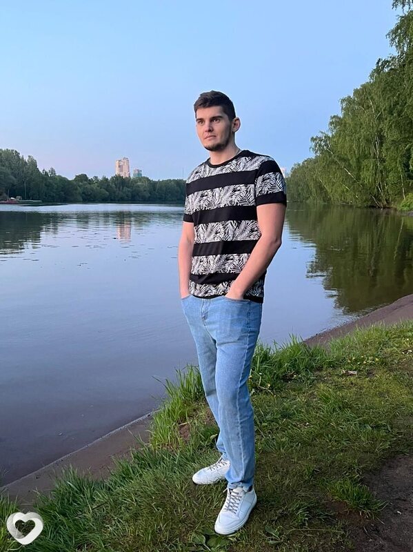 Юрий, 28, Москве — анкета №2218132