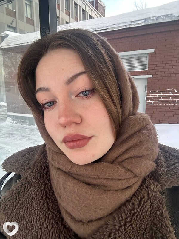 Анютка, 26, Москве — анкета №2219201