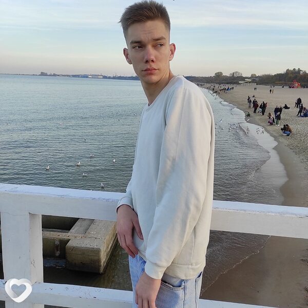 Danila, 24, Бузулуке — анкета №2220152