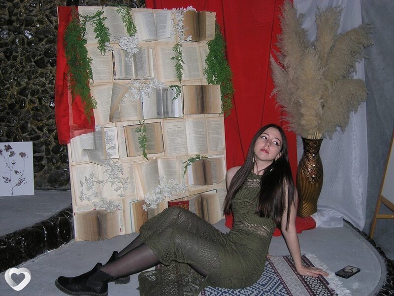 Александра, 19, Барнауле — анкета №2220241