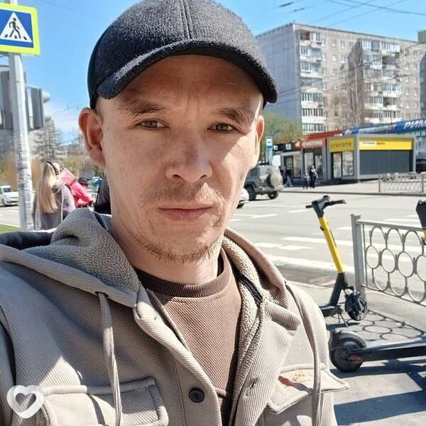 Бек, 29, Екатеринбурге — анкета №2221441