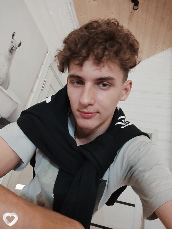 Кирилл, 19, Орехово-Зуеве — анкета №2221767