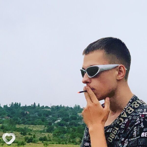 Рома, 20, Енакиеве — анкета №2221833