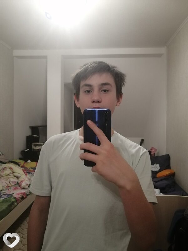 Алексей, 19, Москве — анкета №2222385