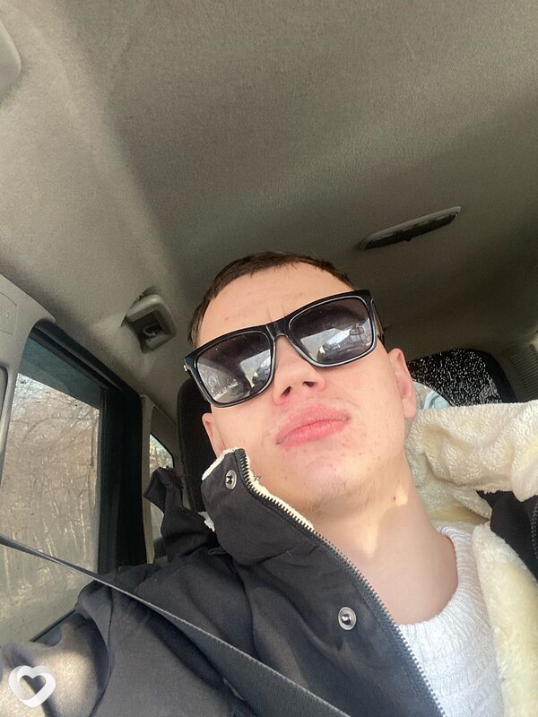Евгений, 23, Тюмени — анкета №2222762