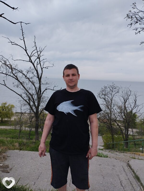 Александр, 39, Торезе — анкета №2223065