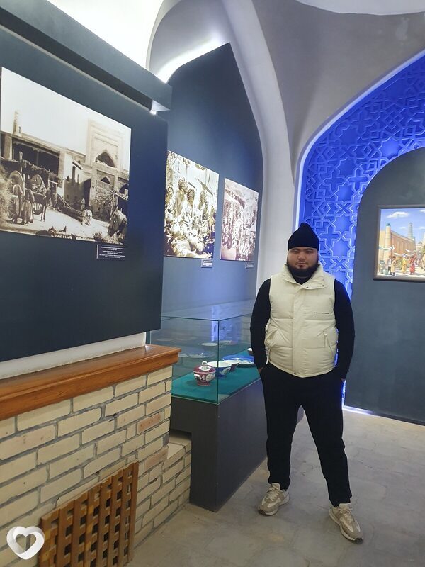 Хожимурод, Пласт
