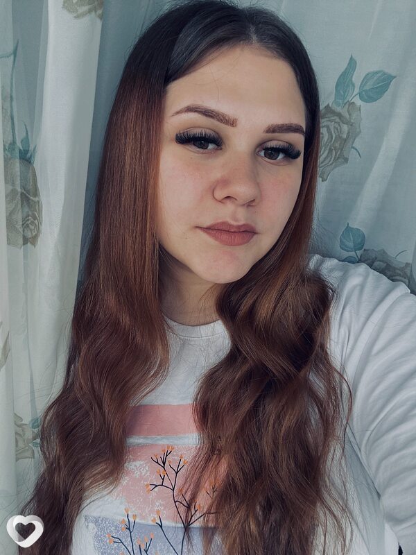 Юлия, 22, Екатеринбурге — анкета №2223287