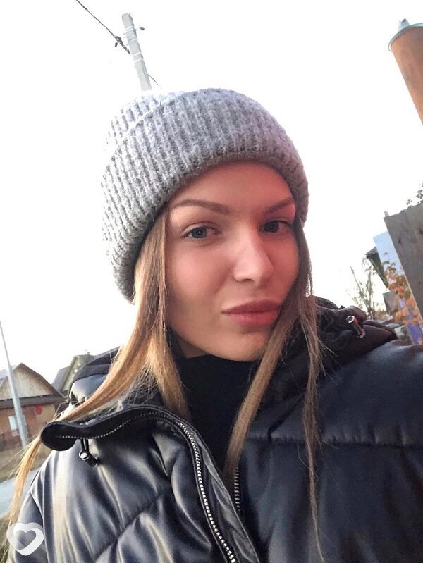 Юля, 27, Москве — анкета №2223347