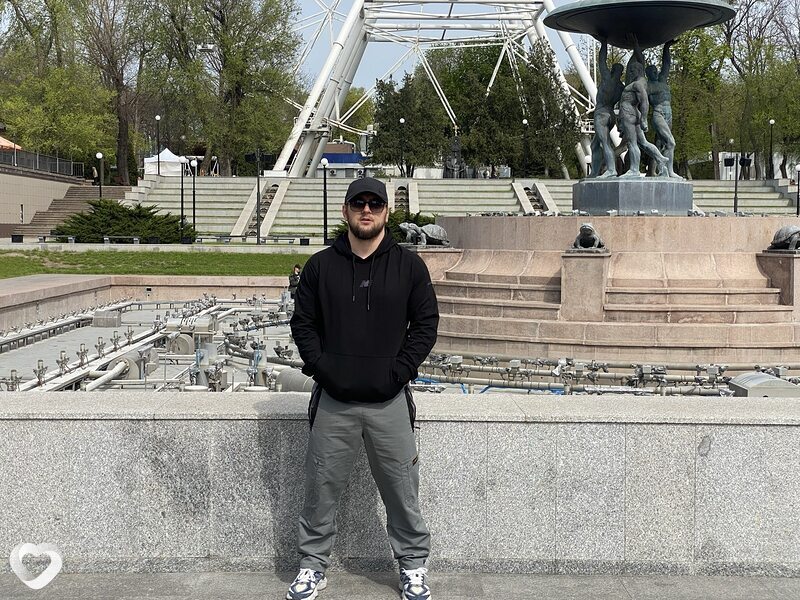 Артур, 26, Санкт-Петербурге — анкета №2223218