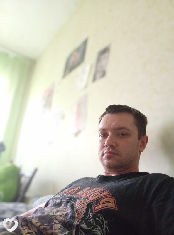 Артем, 32, Саратове — анкета №2224094