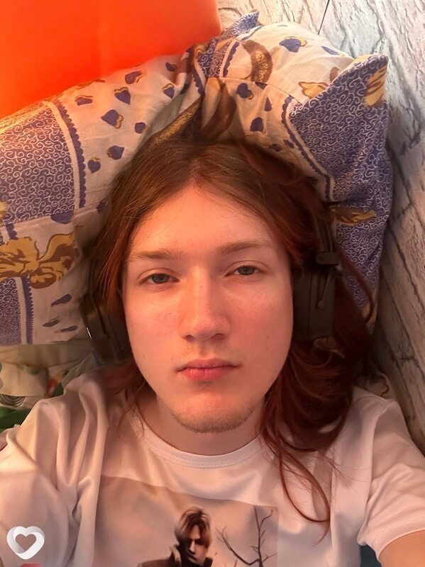 Владик, 21, Москве — анкета №2223986