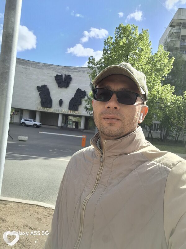 Мирзобек, 33, Москве — анкета №2224342