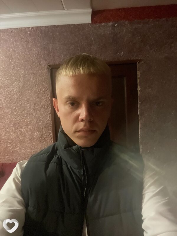 Вадим, 22, Минске — анкета №2224435