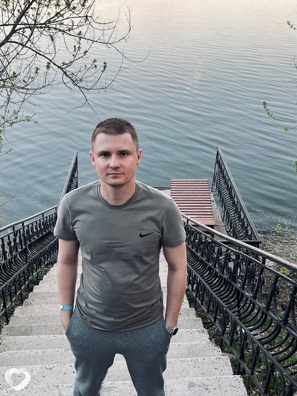 Виктор, 26, Магнитогорске — анкета №2224617