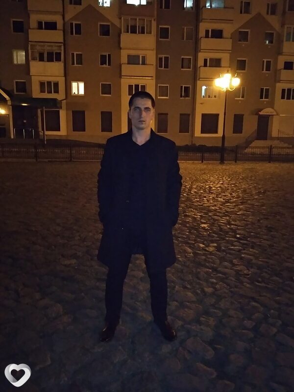Илья, 25, Калининграде — анкета №2225932