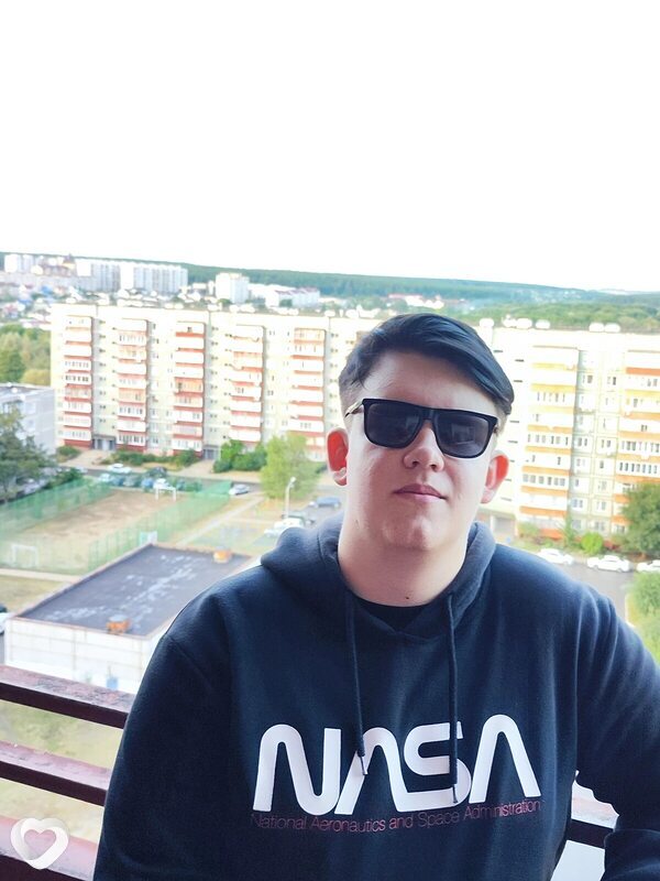 Илья, 20, Воронеже — анкета №2225742