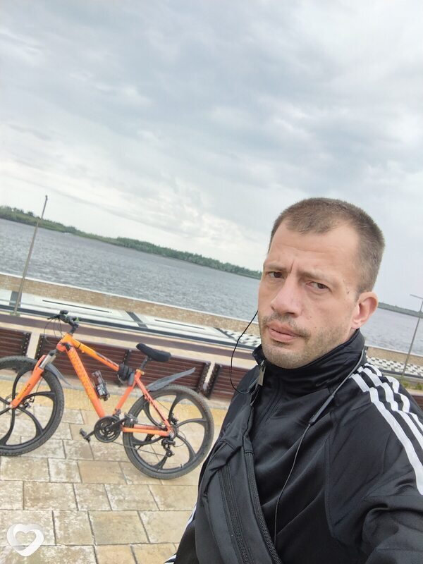 Алексей, 39, Нижневартовске — анкета №2225821