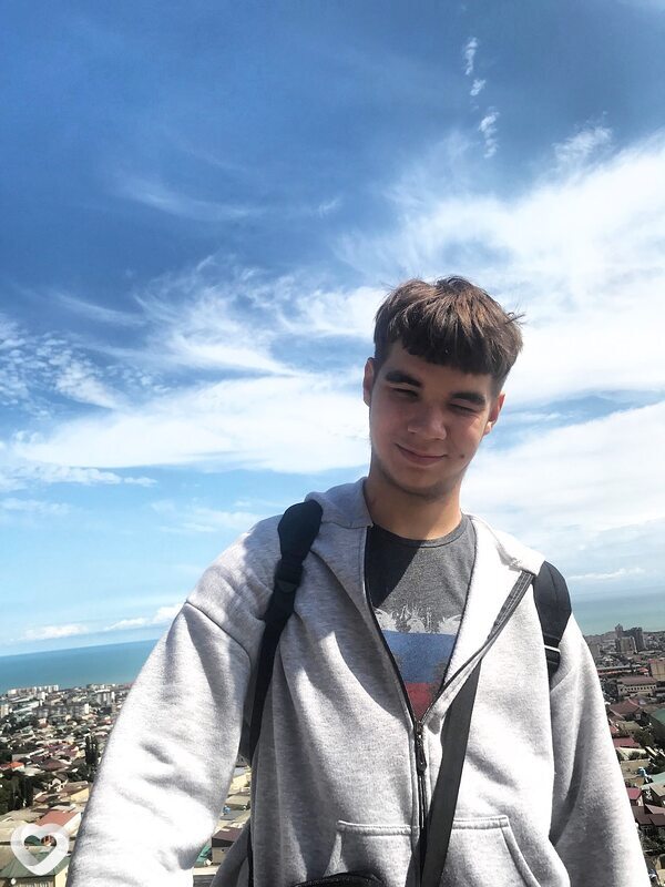 Антон, 20, Лобне — анкета №2226733