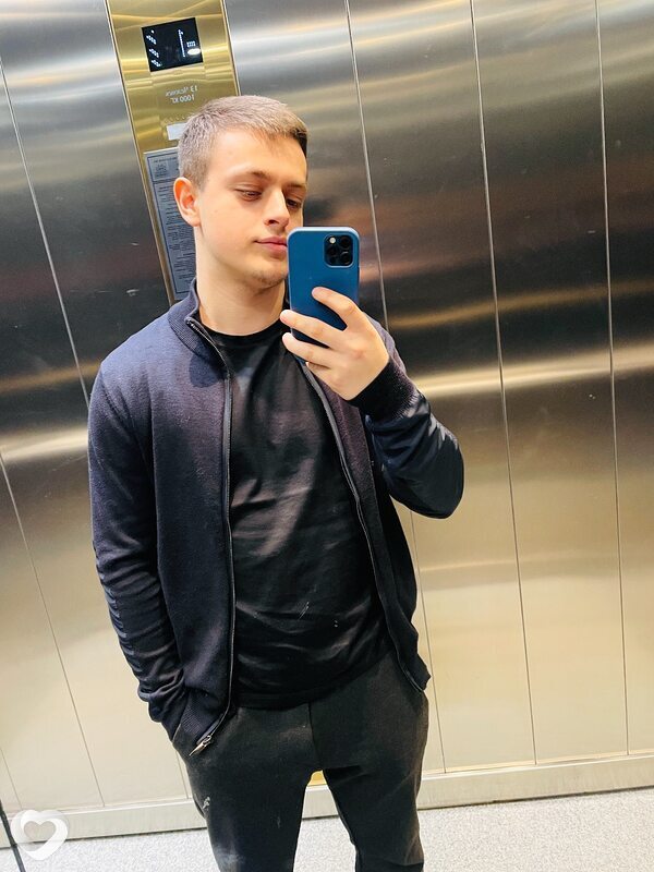 Филипп, 27, Москве — анкета №2227459