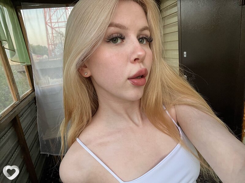 Танюша, 21, Екатеринбурге — анкета №2227802