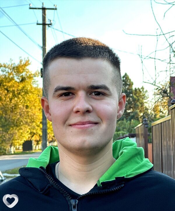 Дмитрий, 22, Крымске — анкета №2227832