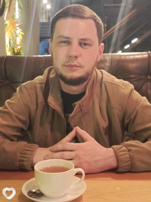 Олег, 27, Энгельсе — анкета №2227916