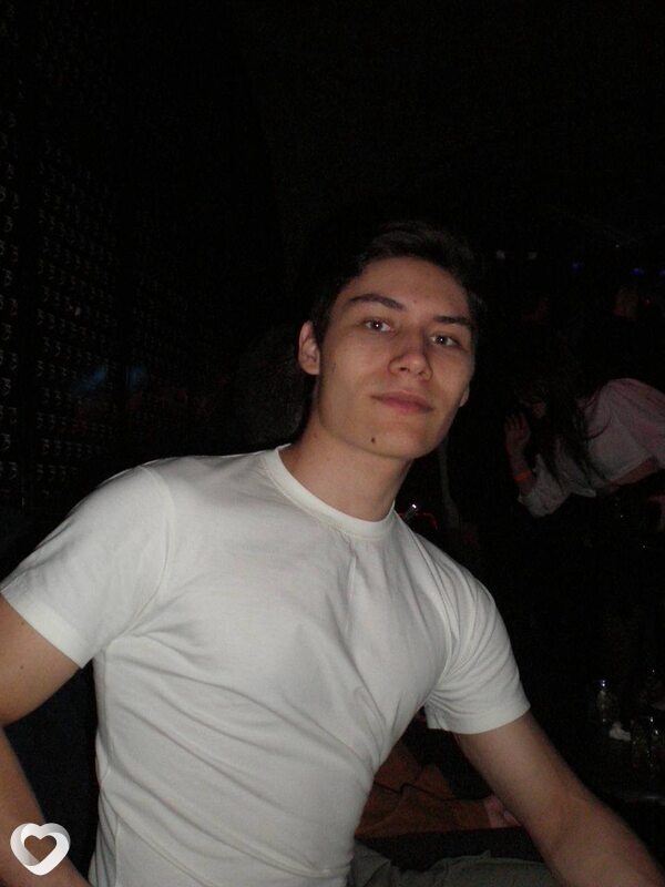 Дима, 21, Казани — анкета №2227998