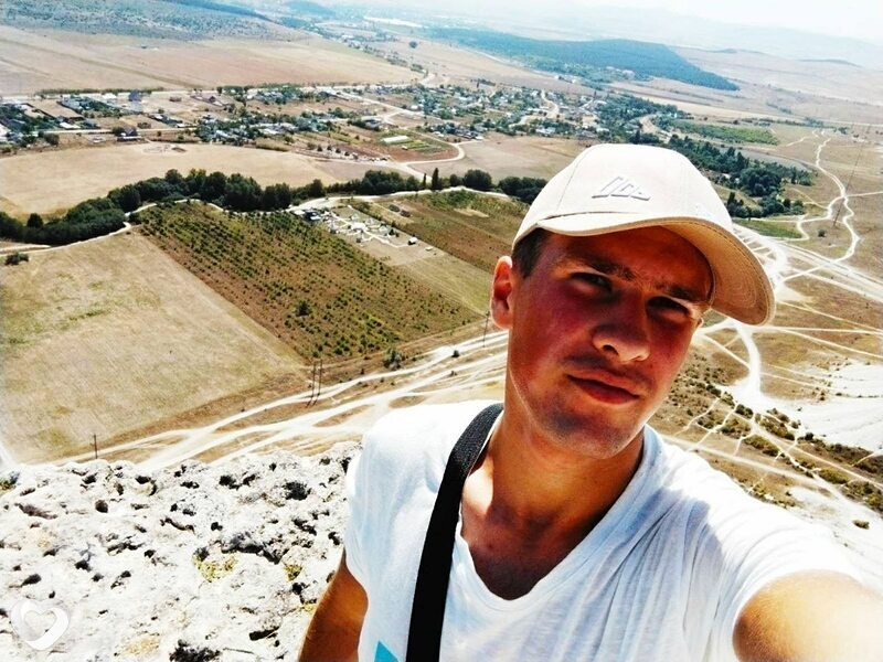 Роман, 22, Барановичах — анкета №2228199