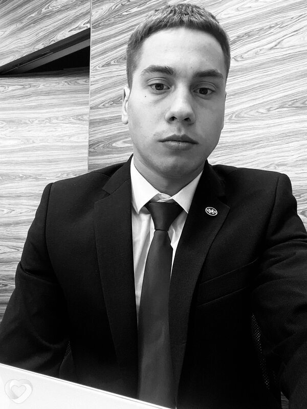 Максим, 23, Москве — анкета №2228752