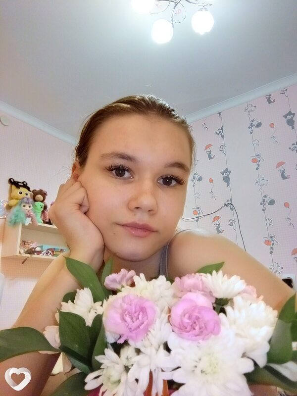 Кира, 19, Екатеринбурге — анкета №2228373