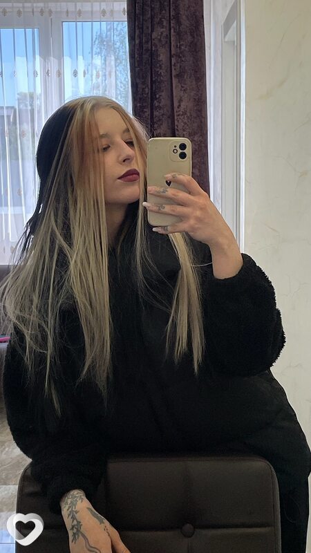 Дарья, 21, Солигорске — анкета №2228684