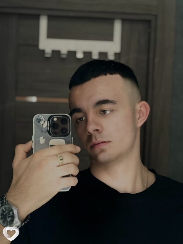 Нвер, 20, Москве — анкета №2228580
