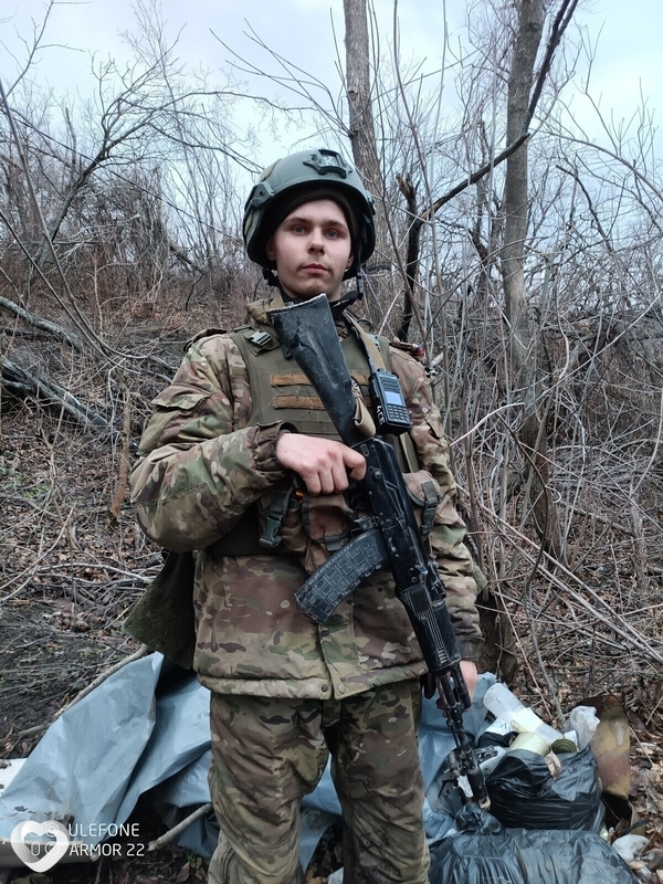 Данил, 23, Макеевке — анкета №2229061