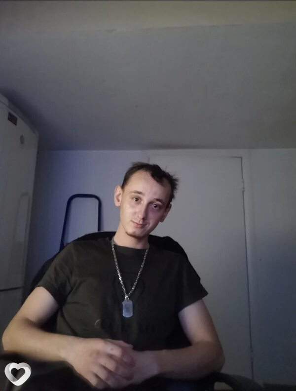 Nikto, 23, Екатеринбурге — анкета №2228938